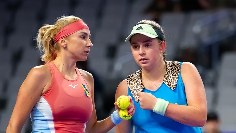 Ostapenko/Kičenokai vēl viena iespēja pietuvoties WTA finālturnīra pusfinālam