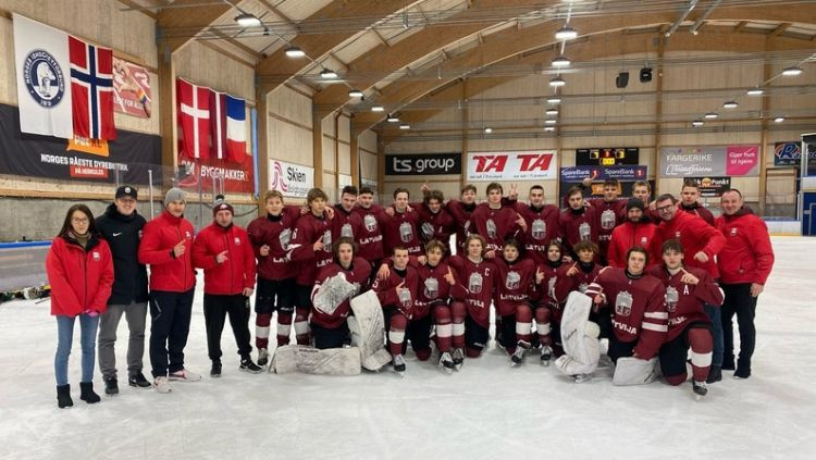 Latvijas U-16 hokeja izlase triumfē Četru nāciju turnīrā Norvēģijā