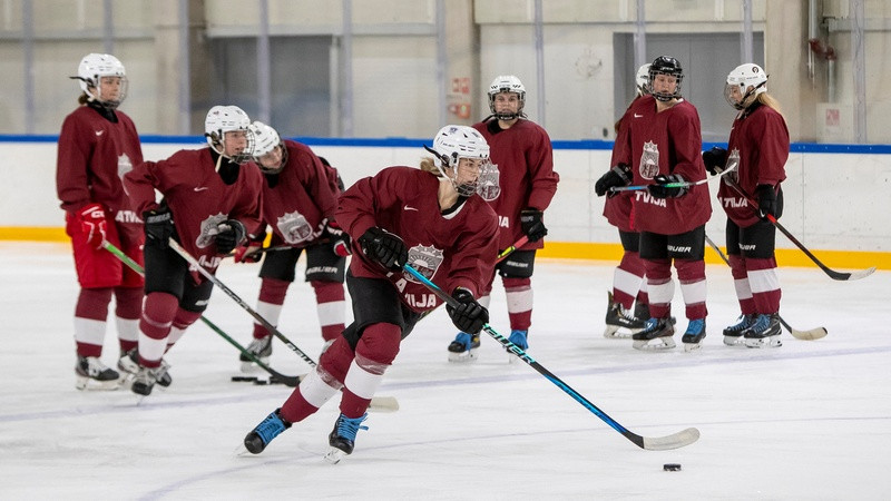 Saintula nosauc sieviešu hokeja izlases kandidātes pasaules čempionātam