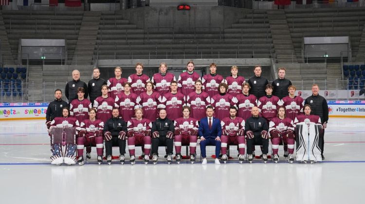 Latvijas U18 izlase pret titulētajiem amerikāņiem sāks pasaules čempionātu