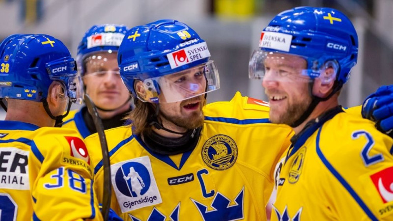 Zviedrijas hokejisti revanšējas Somijai, slovāki vēlreiz piekāpjas Vācijai