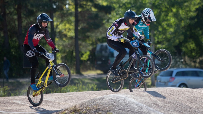 Ar jaunu nosaukumu šonedēļ Saldū startēs Latvijas BMX kauss