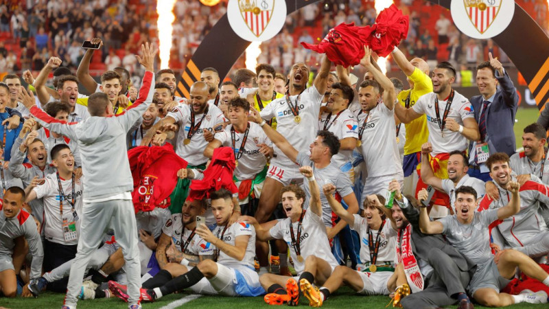 "Sevilla" atspēlējas un vēlreiz apliecina Eiropas līgas karalienes statusu