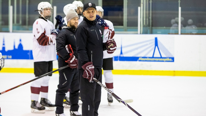 Latvijas U16 hokeja izlasi vadīs Juris Ozols