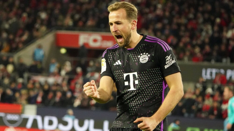 Keinam 18. vārti 12 spēlēs, ''Bayern'' izcīna sesto uzvaru Bundeslīgā pēc kārtas