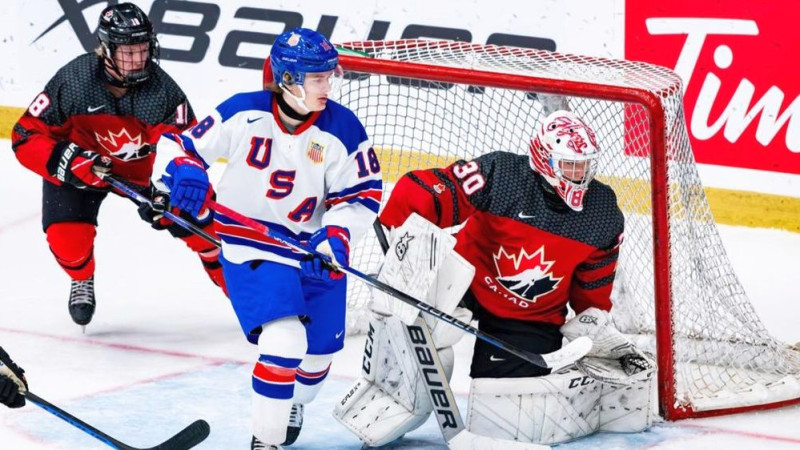 ASV hokejisti turpina dominanci Kanādā notiekošajā junioru izaicinājuma turnīrā