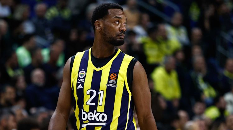 "Fenerbahce" Kauņā zaudē pamatsastāva uzbrucēju un vietā noskata Strautiņa komandas biedru