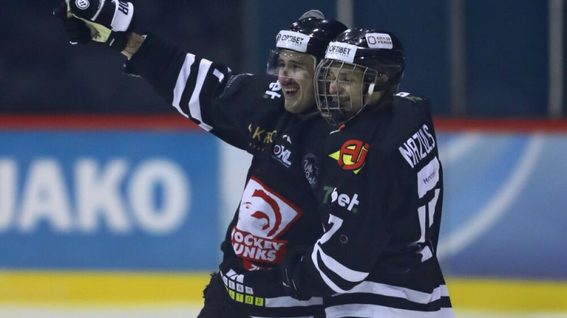 28 spēles pēc kārtas zaudējusī ''Hockey Punks'' nosargā pirmo uzvaru OHL sezonā