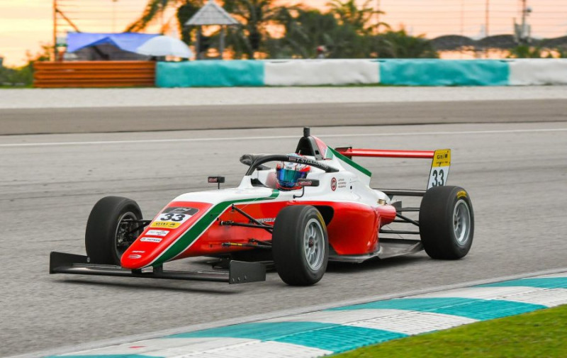 Štolcermanis šonedēļ startēs spēcīgajā ''Formula 4 UAE'' čempionātā