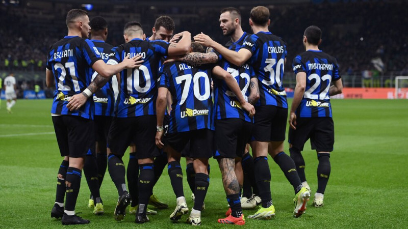 A sērijas līdere ''Inter'' ne bez grūtībām tiek pie trīs punktiem pret Dženovu