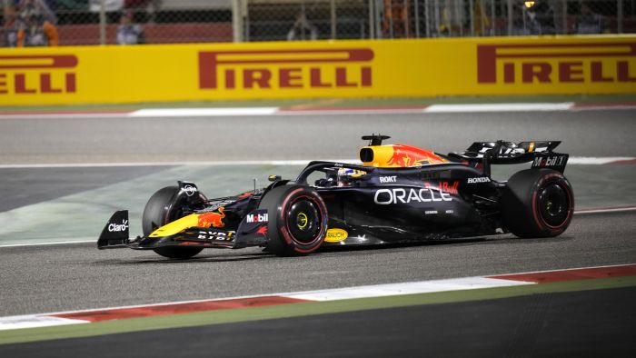 Verstapens ātrākais pirmajā treniņā Saūda Arābijā, otrajā vietā Alonso