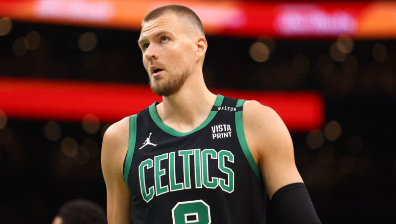 NBA fināla viedokļi: ''Celtics'' dažādo stilu uzvaras, Dalasai trūkst Ērvinga devums