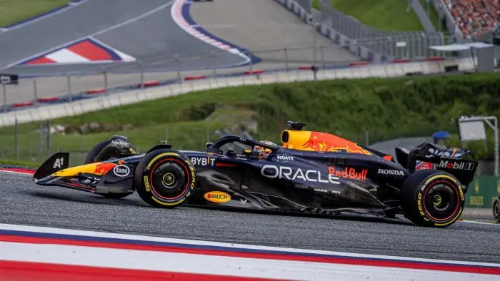 "Red Bull" atrod trūkstošo ātrumu, Verstapens dominē kvalifikācijā
