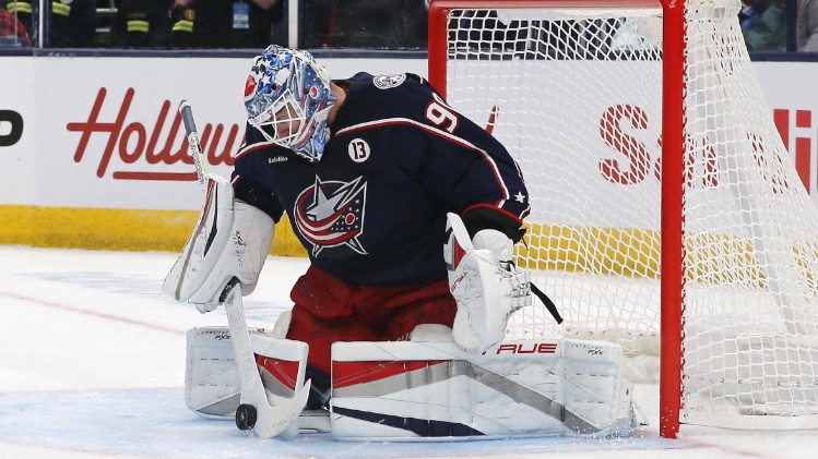 Merzļikins atlabis pēc savainojuma un gatavs atgriezties "Blue Jackets" vārtos