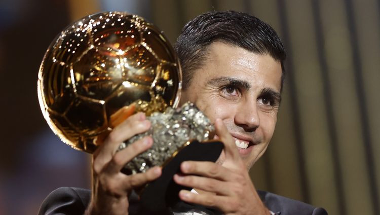 Ballon d'Or iegūst Rodri, "Real Madrid" solidarizējas ar Vinisiusu un neierodas