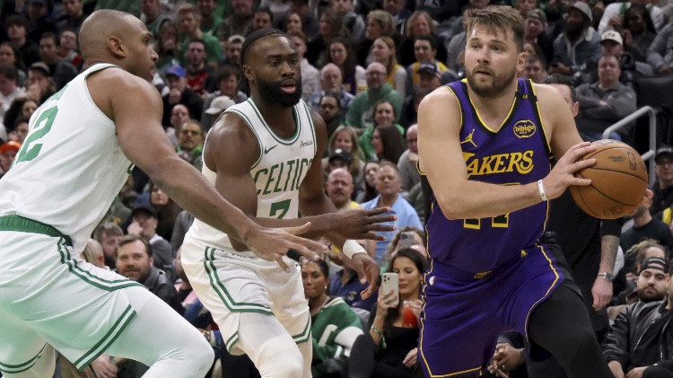 "Celtics" un "Lakers" dueļa televīzijas reitingi ļauj NBA atkal pasmaidīt