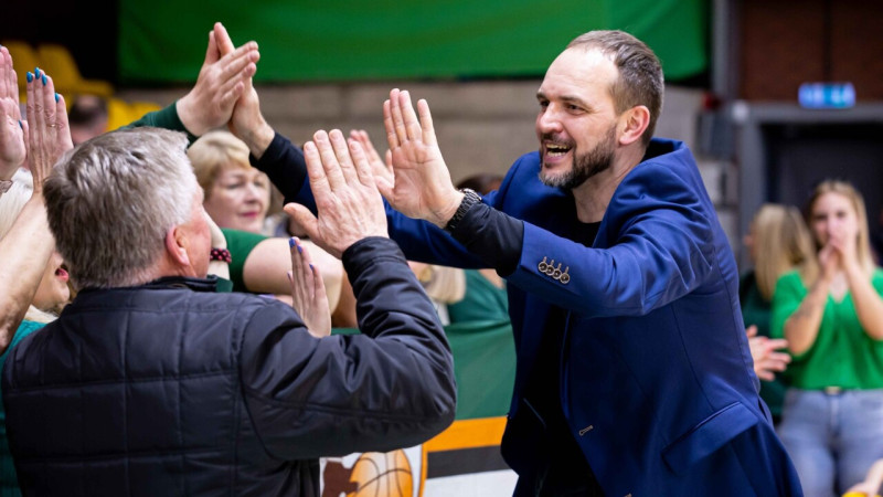Banki turpina atpūtināt Šmitu, Buškevicam 2-0 finālsērijā Lietuvā