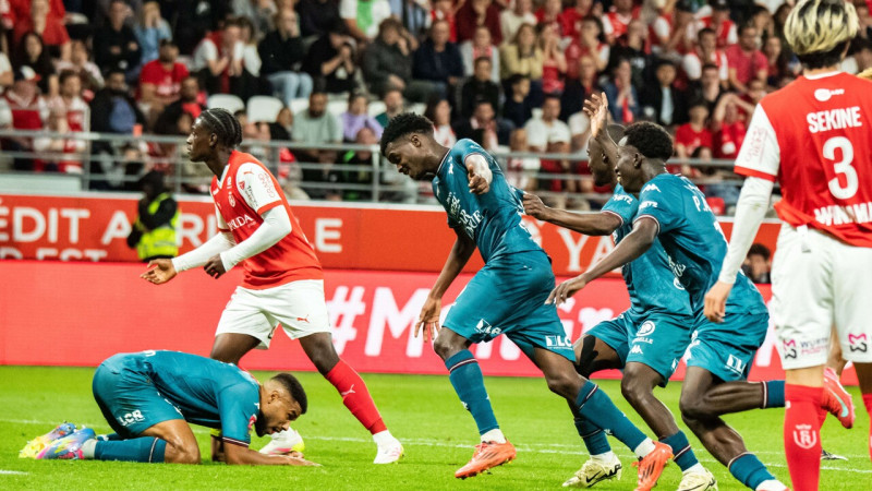 Meca Ligue 1 kvalifikācijas kārtā papildlaikā apspēlē Francijas kausa finālisti