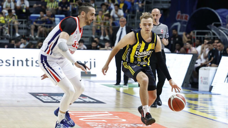 Žagars atkal ierindā, "Fenerbahçe" tiek Turcijas finālā, nopelnot papildus atpūtu