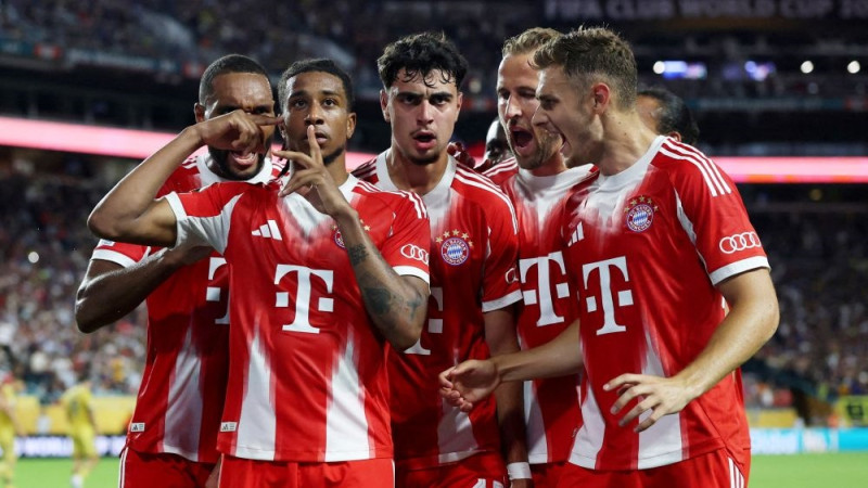 ″Bayern″ galotnē nodrošina vietu ″play-off″, Losandželosai sirdi plosoša neveiksme