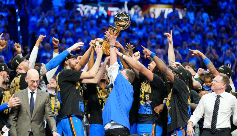 NBA sezona noslēgusies: "Thunder" pirmo reizi kļūst par čempioni