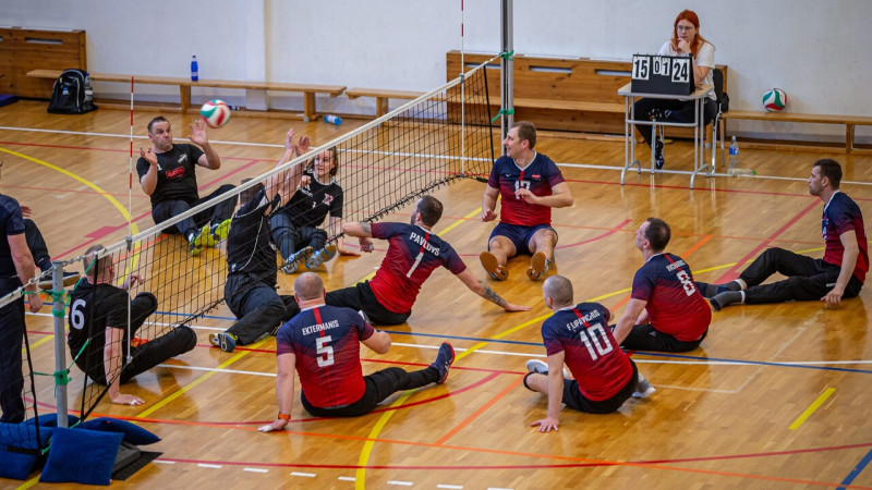 Latvijas sēdvolejbola izlase izcīna otro vietu Sudraba Nāciju līgā
