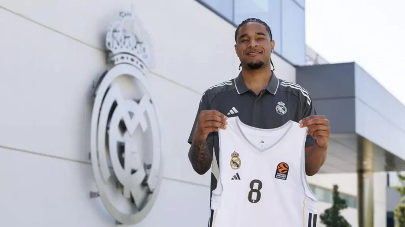 Spēka uzbrucējs ar pieredzi NBA pievienojas Eiropas grandam