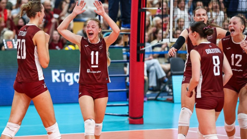 Latvijas volejbolistēm mājās svarīga cīņa par iekļūšanu EČ