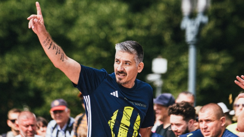 ''Krastu mača'' trīspunktnieku konkursā divi Valteri, vefieši un Elbakjans