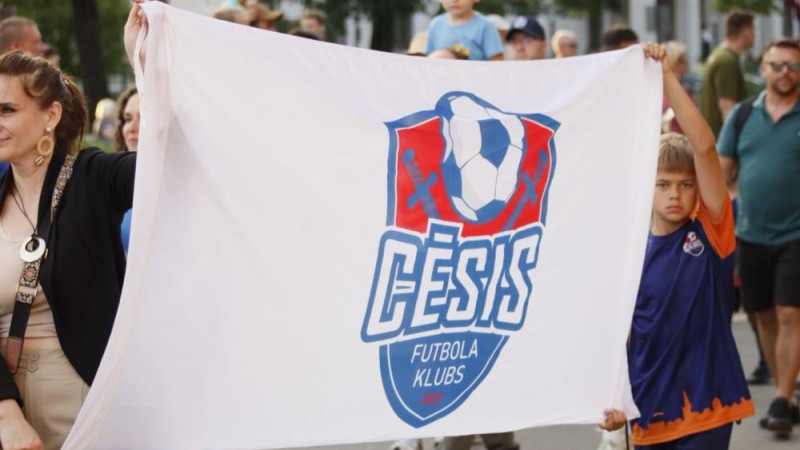 Trilleris futbola 3. līgā – ″Smiltenei″ uzvaras svinības ātri pārtop murgā