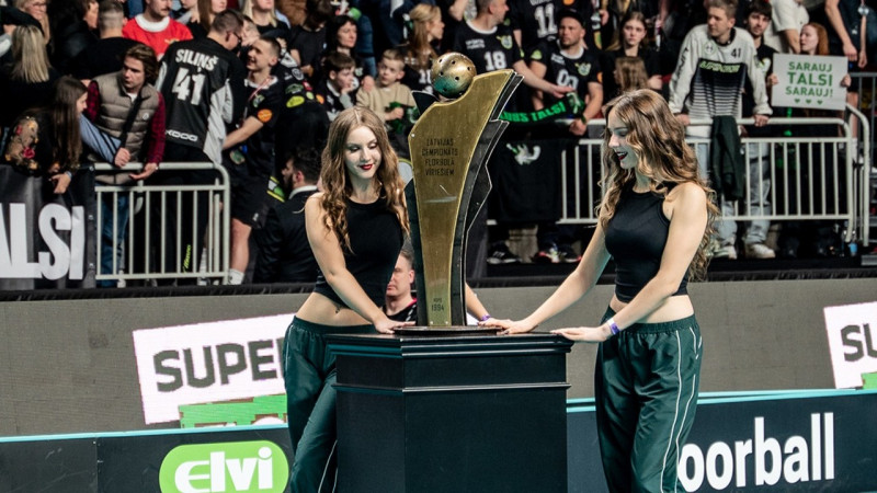 Elvi florbola līgas jaunā sezona startēs 13. septembrī