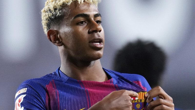 Spāņu supertalants Jamals traumas dēļ nepalīdzēs "Barcelona" pirmajā ČL mačā