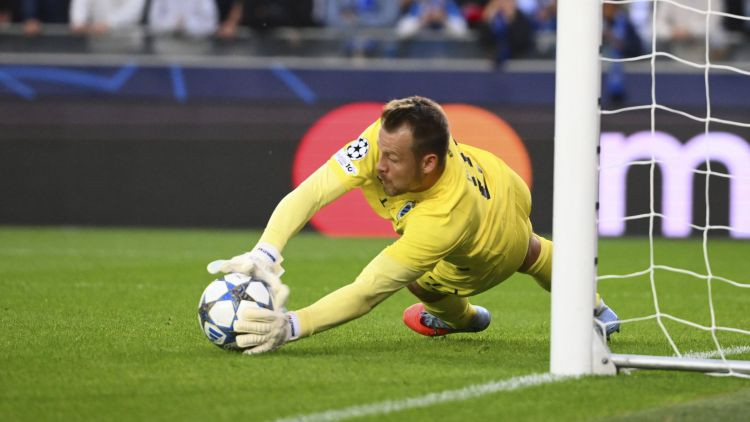 Miņolē atvaira pendeli un savainojas, mūsu U21 izlasei hat-trick iesitušais izceļas arī ČL