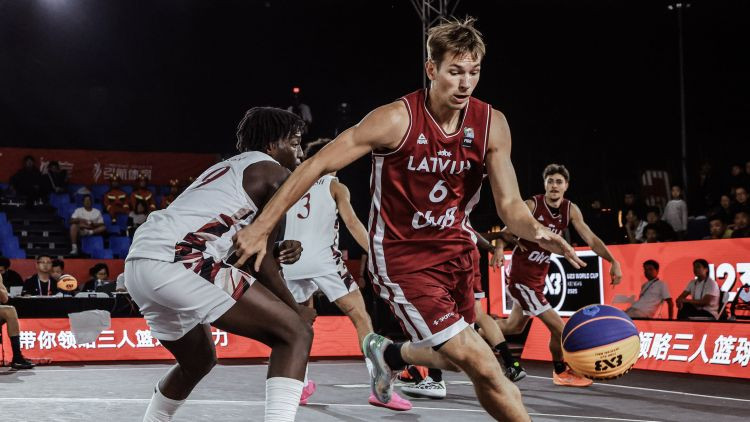 Grupā perfektā Latvijas U23 izlase 1/4 finālā kapitulē serbu dankiem un tālmetieniem