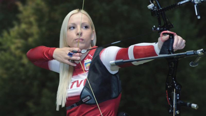 Parasportiste Melle sasniedz astotdaļfinālu pasaules čempionātā loka šaušanā