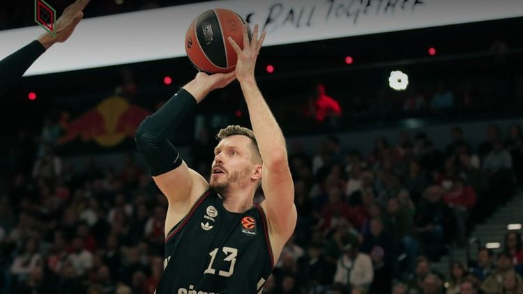 Snaiperim Obstam 31 punkts Eirolīgā, "Real Madrid" lieliska izšķirošā ceturtdaļa