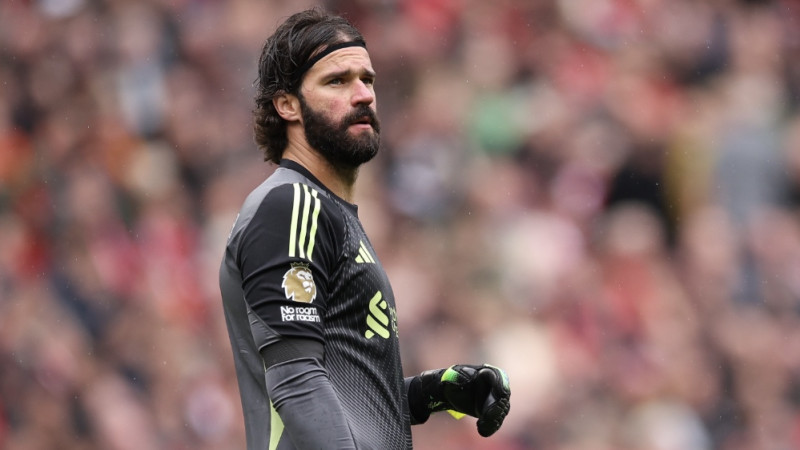 Anglijas čempionei ''Liverpool'' ČL 1/8 fināla pirmajā cīņā nevarēs palīdzēt pamatvārtsargs