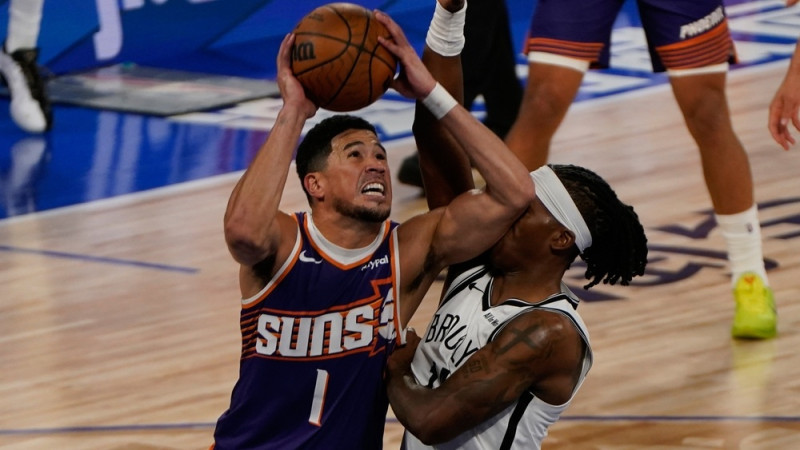 Fīniksas ''Suns'' pārbaudes spēlē Makao atspēlējas un pagarinājumā sarūgtina ''Nets''