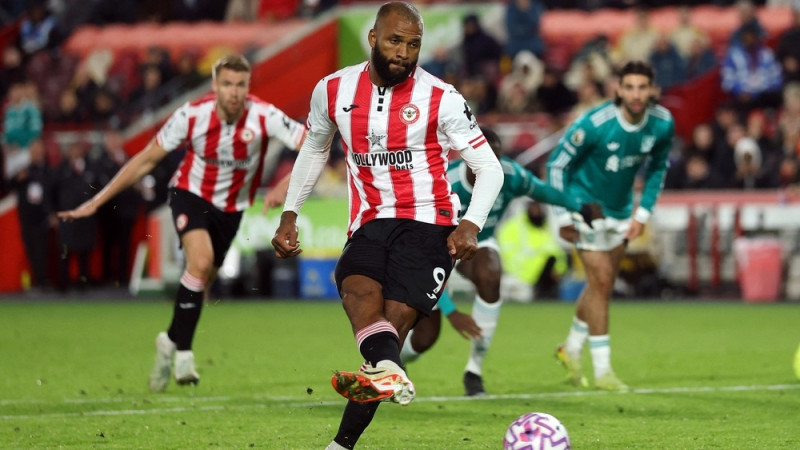 ''Liverpool'' klūp arī Brentfordā un zaudē ceturto Premjerlīgas spēli pēc kārtas