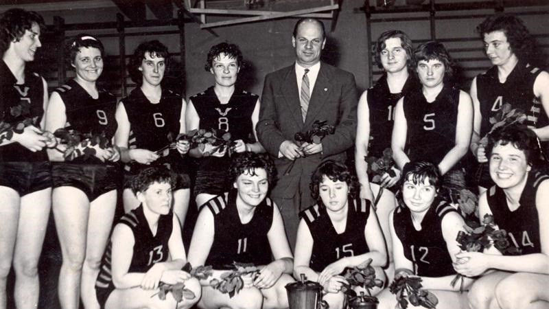 "Atklātībā izgaismojas notikumi, par kuriem uzzinu pirmo reizi": TTT pirmā trenera atmiņas