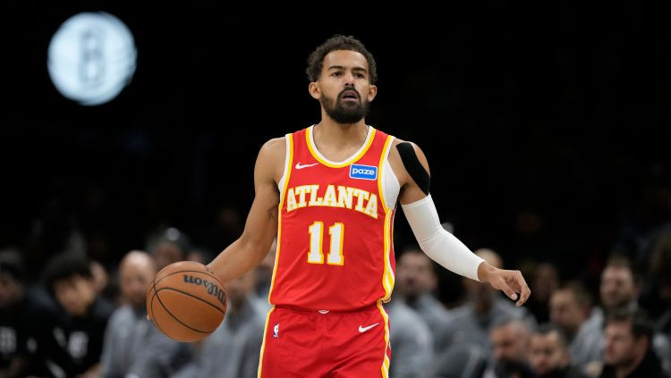 Vienam no "Hawks" līderiem Jangam nekonstatē krustenisko saišu savainojumu