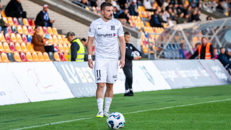 Savaļnieka piespēļu hat-trick liek "Riga" koncertu sagaidīt rūgtām sejām