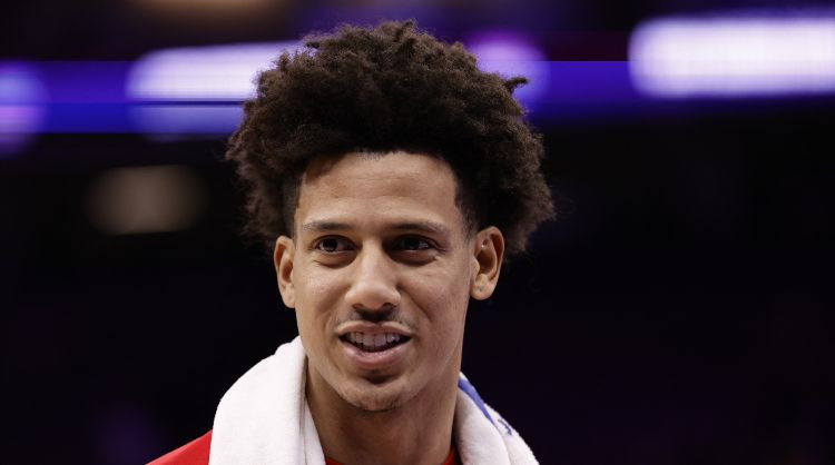 Porziņģa komandas biedrs Džonsons atzīts par nedēļas spēlētāju Austrumu konferencē