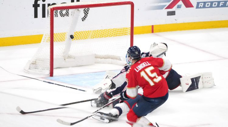 Balinska komanda trīsreiz atspēlējas un iemet septiņas ripas Merzļikinam