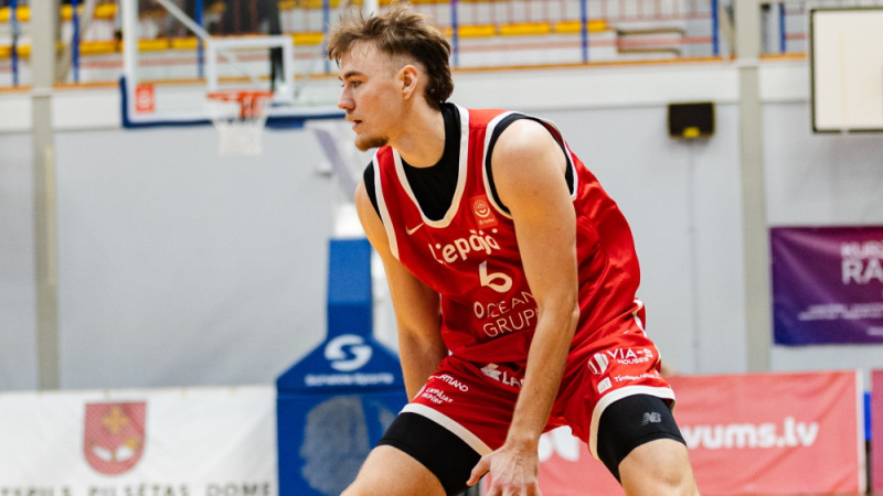 "Liepāja" izmanto salaspiliešu mokas no tālās distances un iesoļo kausa ceturtdaļfinālā