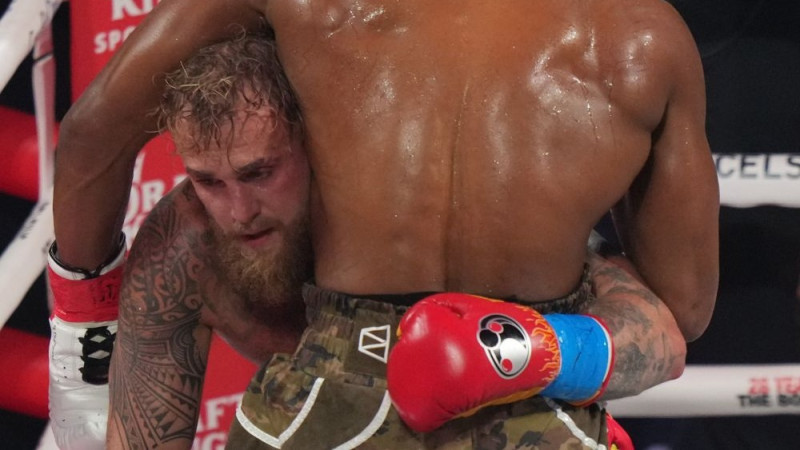 Lauzts žoklis atmaksājas – Pols cīņā pret Džošua sekundē nopelnīja 93 tūkstošus