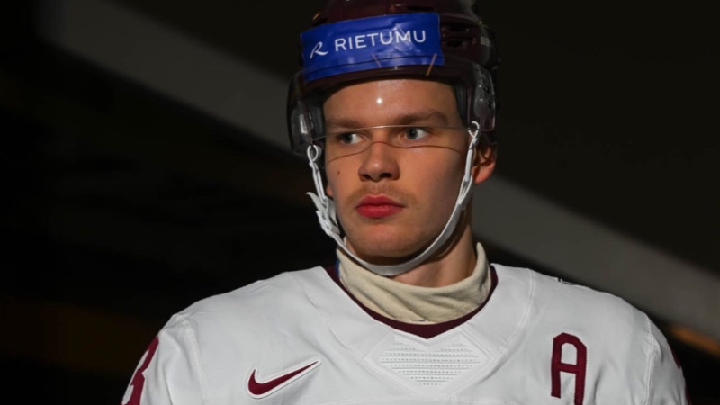 Apskatnieks: ″Šmits var kļūt par vienu no šī drafta labākajiem spēlētājiem″