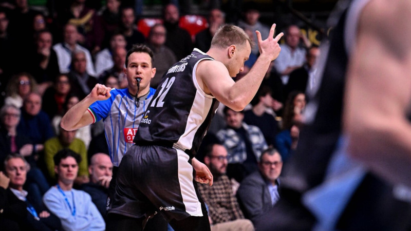 Strautiņš lieliski met un A sērijā palīdz sasniegt 10-4 bilanci