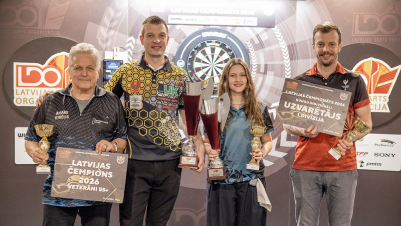 Par Latvijas čempionu šautriņu mešanā atkal kļūst Razma, jaunietei Rogai pirmais pieaugušo tituls