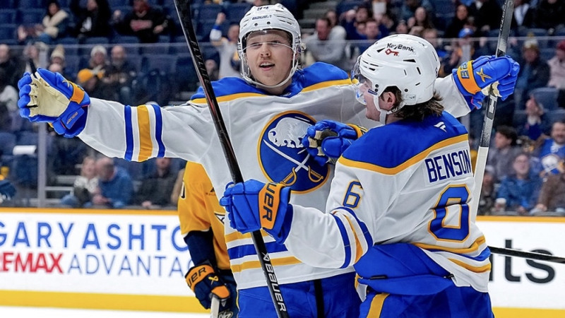 Somu talants vienā trešdaļā gūst pirmo, otro un trešo punktu NHL karjerā